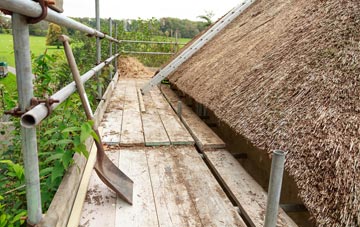 advantages of Fort William thatch roofing
